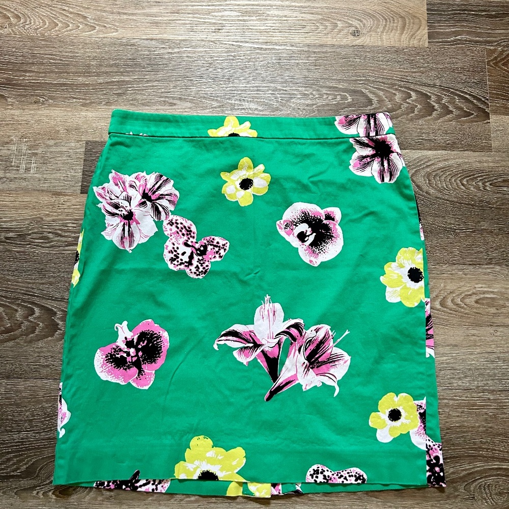 The Pencil Skirt J Crew Green Floral 14